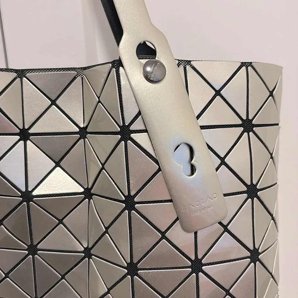 [Bao Bao] Issey Miyake Metallic PVC Geometric Black Mesh Zip-Close Shoulder Tote - Picture 6 of 16